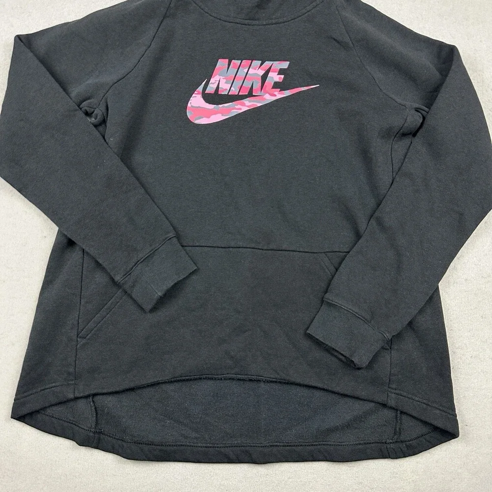 Nike sweatshirt size